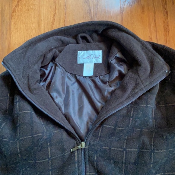 Fleece jacket - Picture 2 of 3